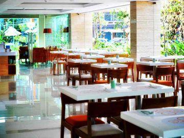 Harris Kuta Galleria - Bali