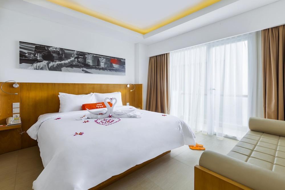 Harris Kuta Galleria - Bali Hotel